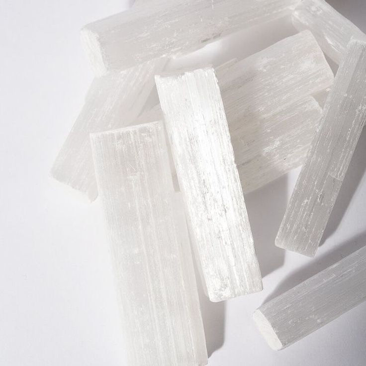 Малък Стик от Селенит за Чиста Енергия