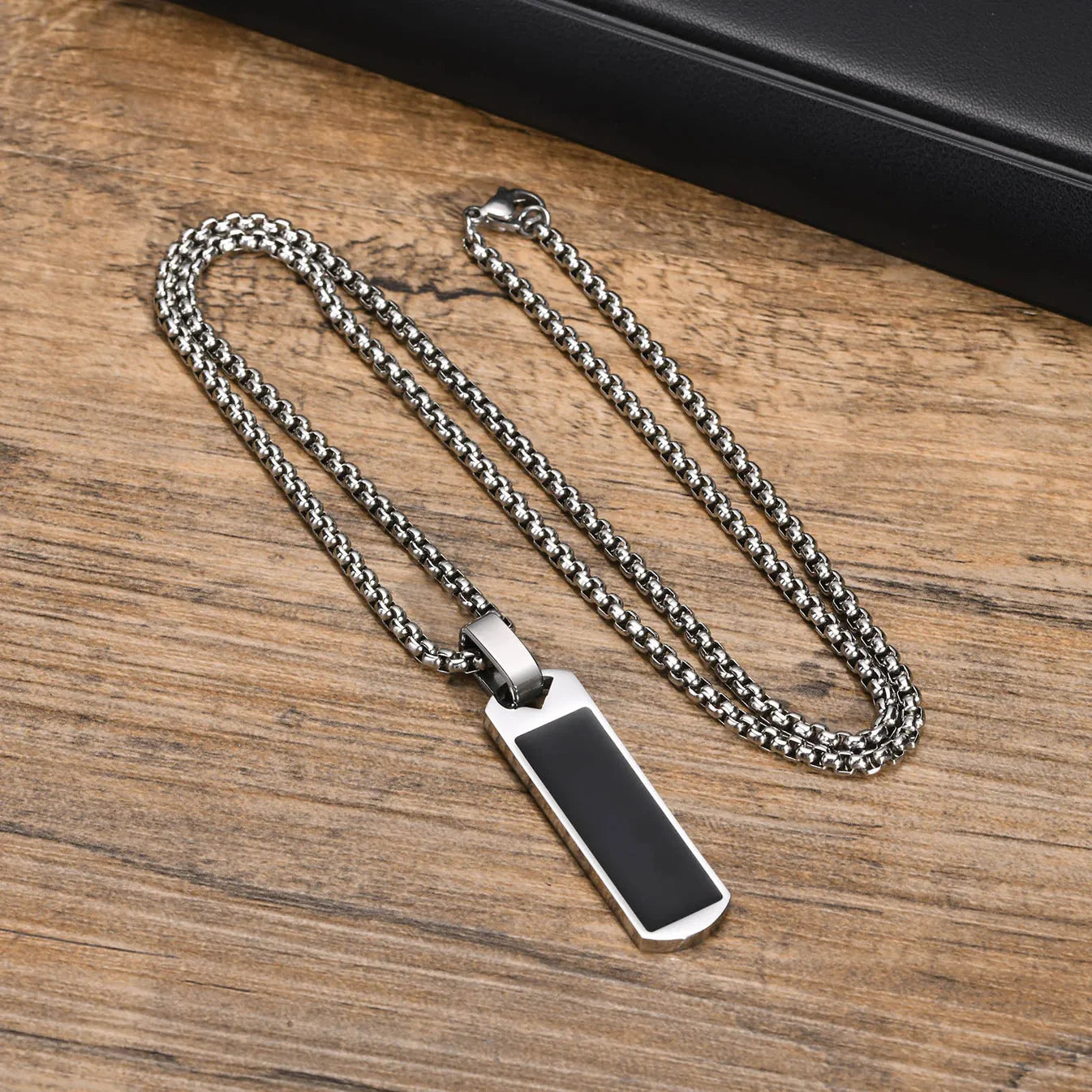 Мъжки Амулет за Защита от Черен Турмалин