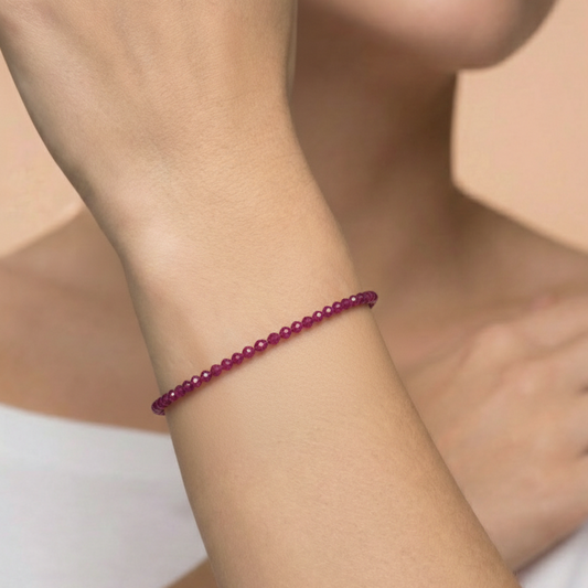 Гривна от Червен Рубин за Събуждане на вътрешната Богиня