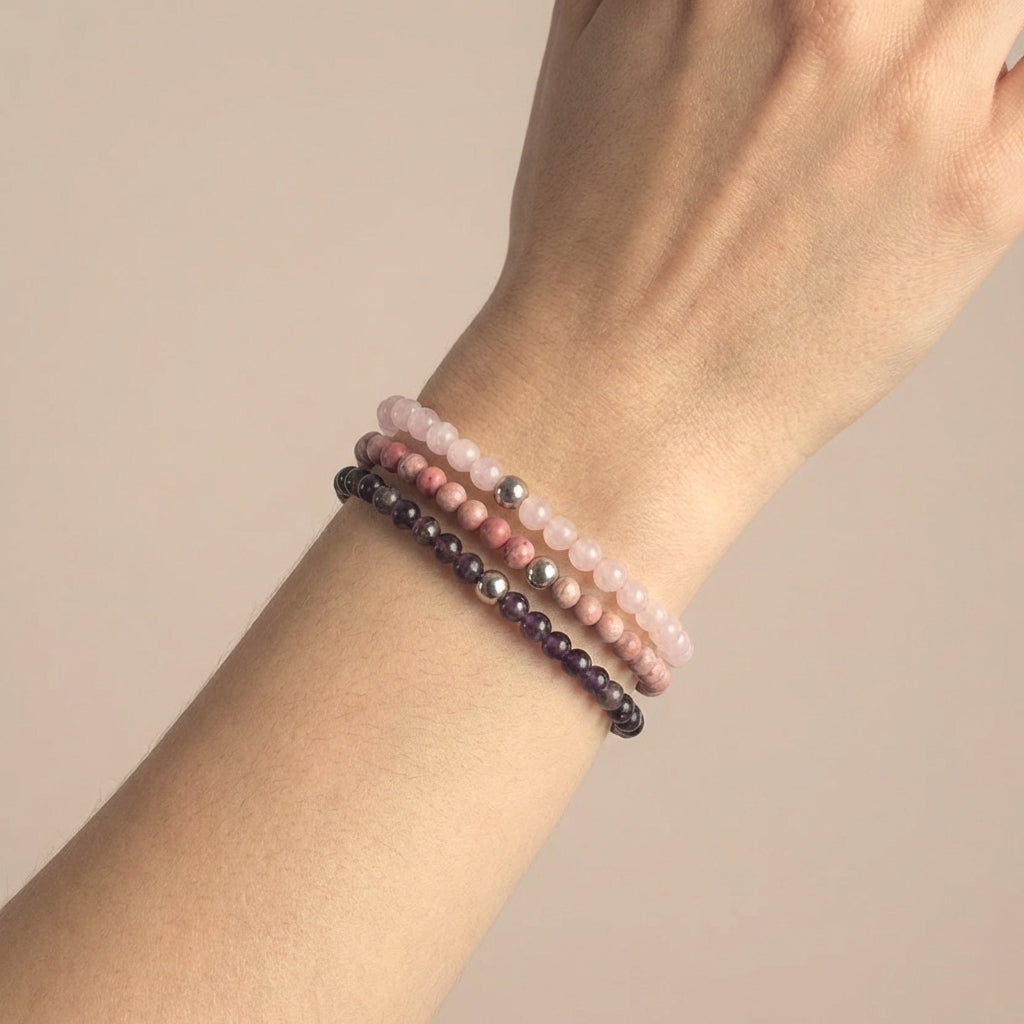 Мини гривни за Женска Сила от Розов Кварц, Родонит и Гранат