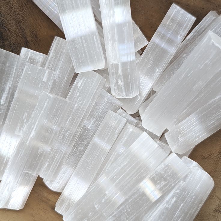 Малък Стик от Селенит за Чиста Енергия