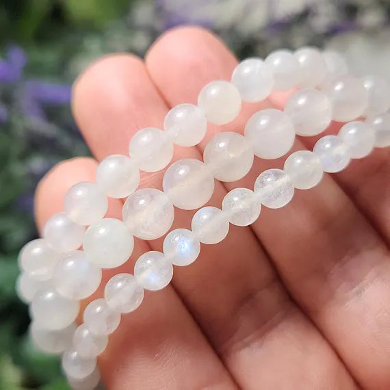 Гривна от Истински Лунен Камък за Вътрешна Мъдрост