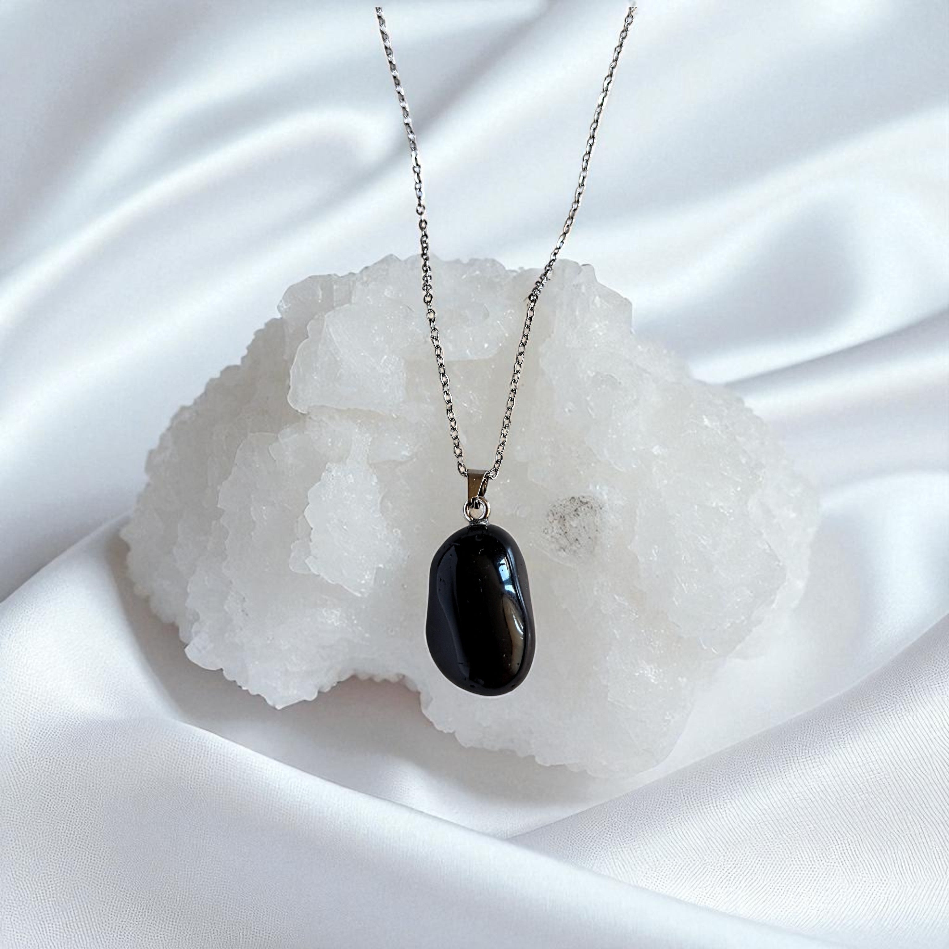 Колие от Черен Турмалин за Защита