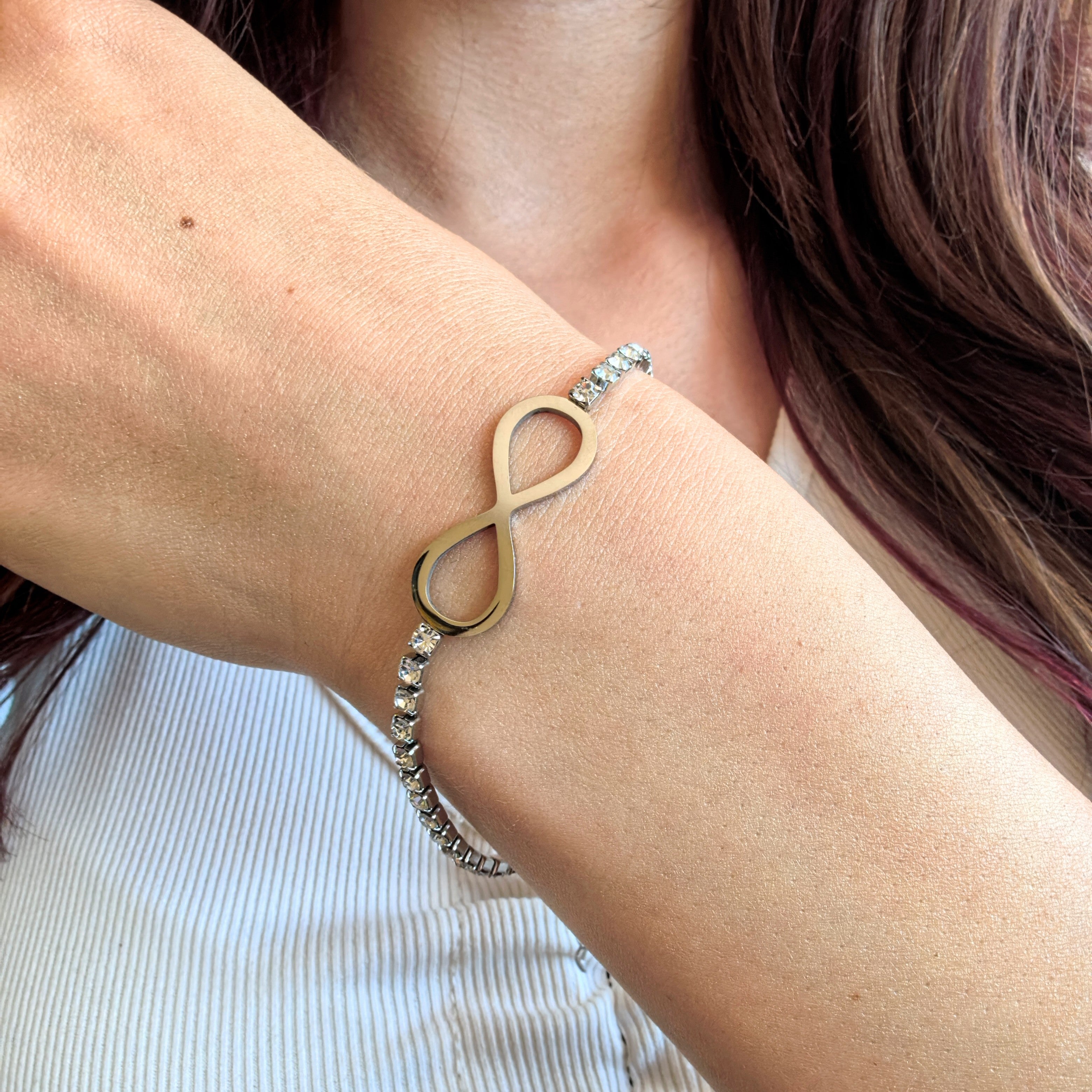 Гривна "Infinity" от Неръждаема Стомана