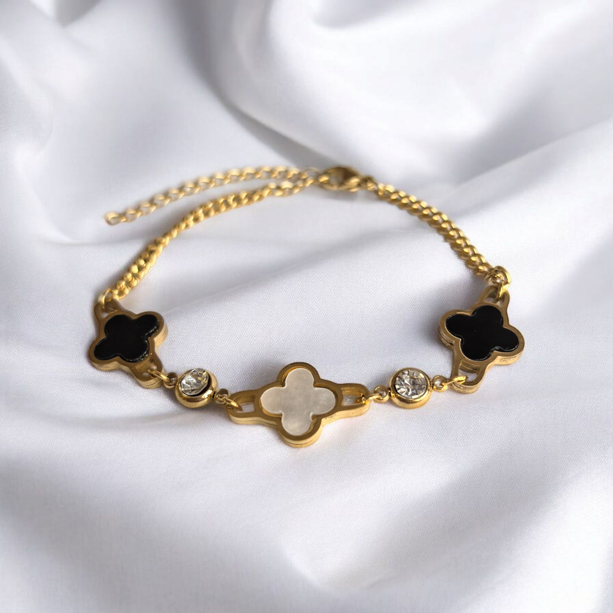 Гривна "Amaia GOLD" от Неръждаема Стомана