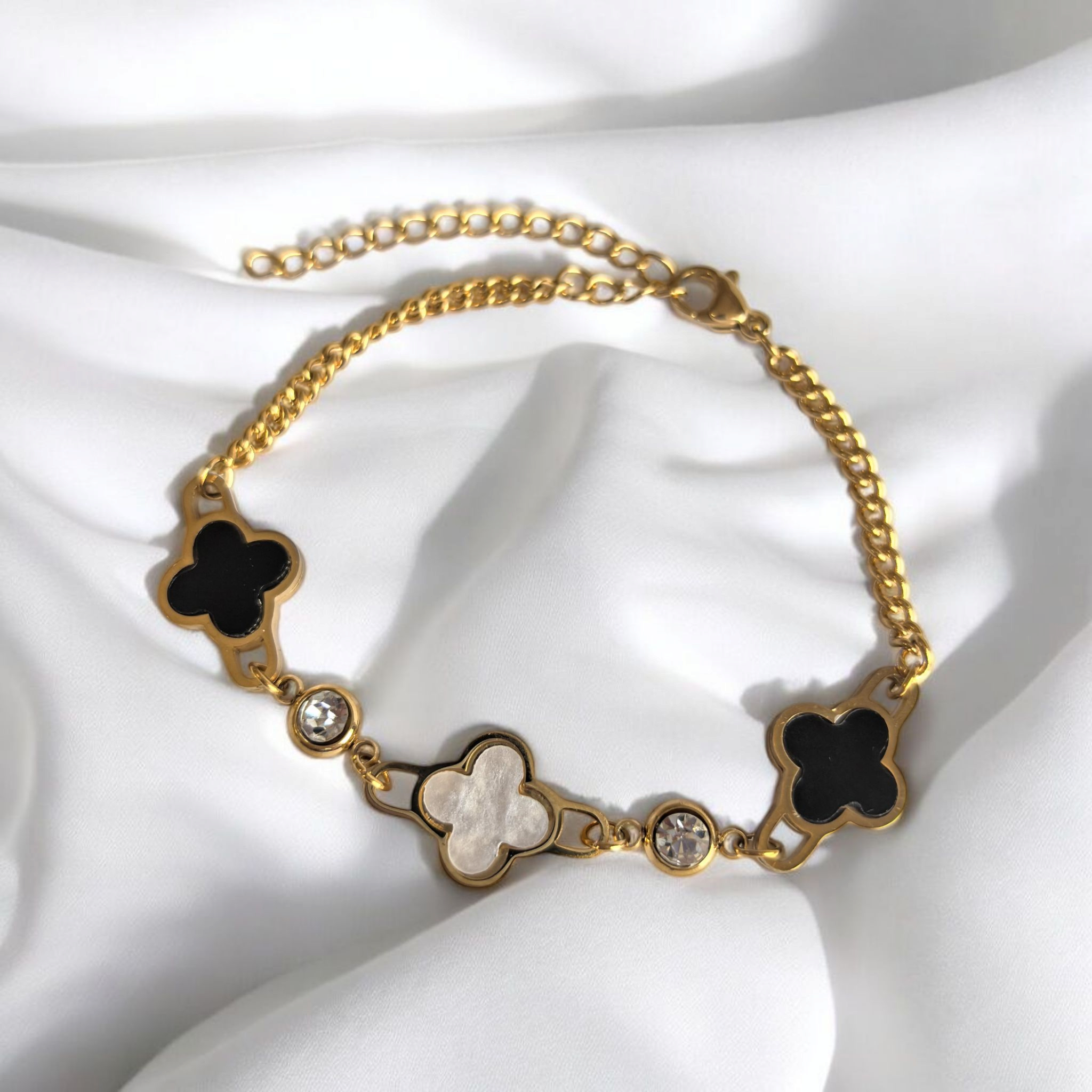 Гривна "Amaia GOLD" от Неръждаема Стомана