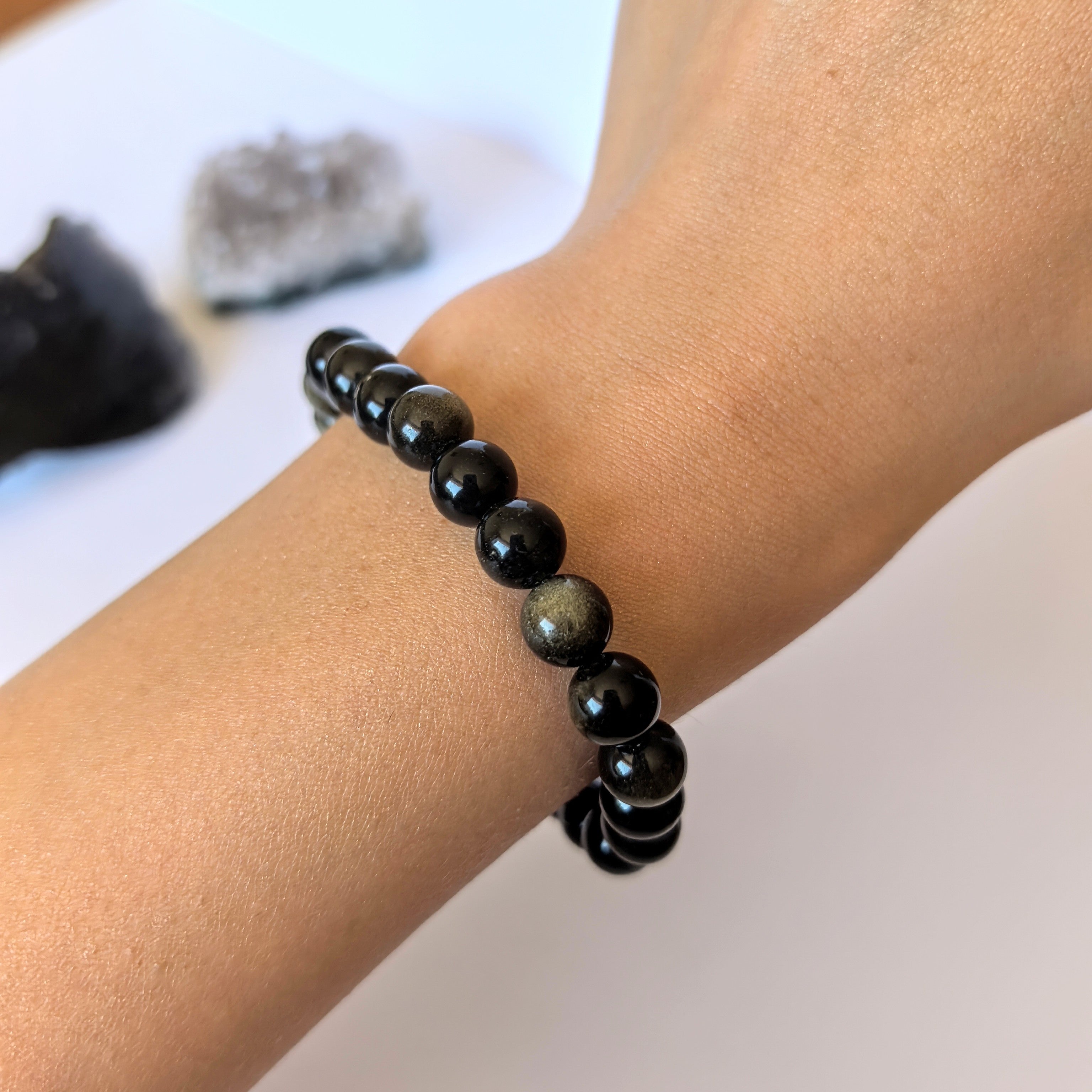 Гривна от Златен Обсидиан - Енергийно Огледало