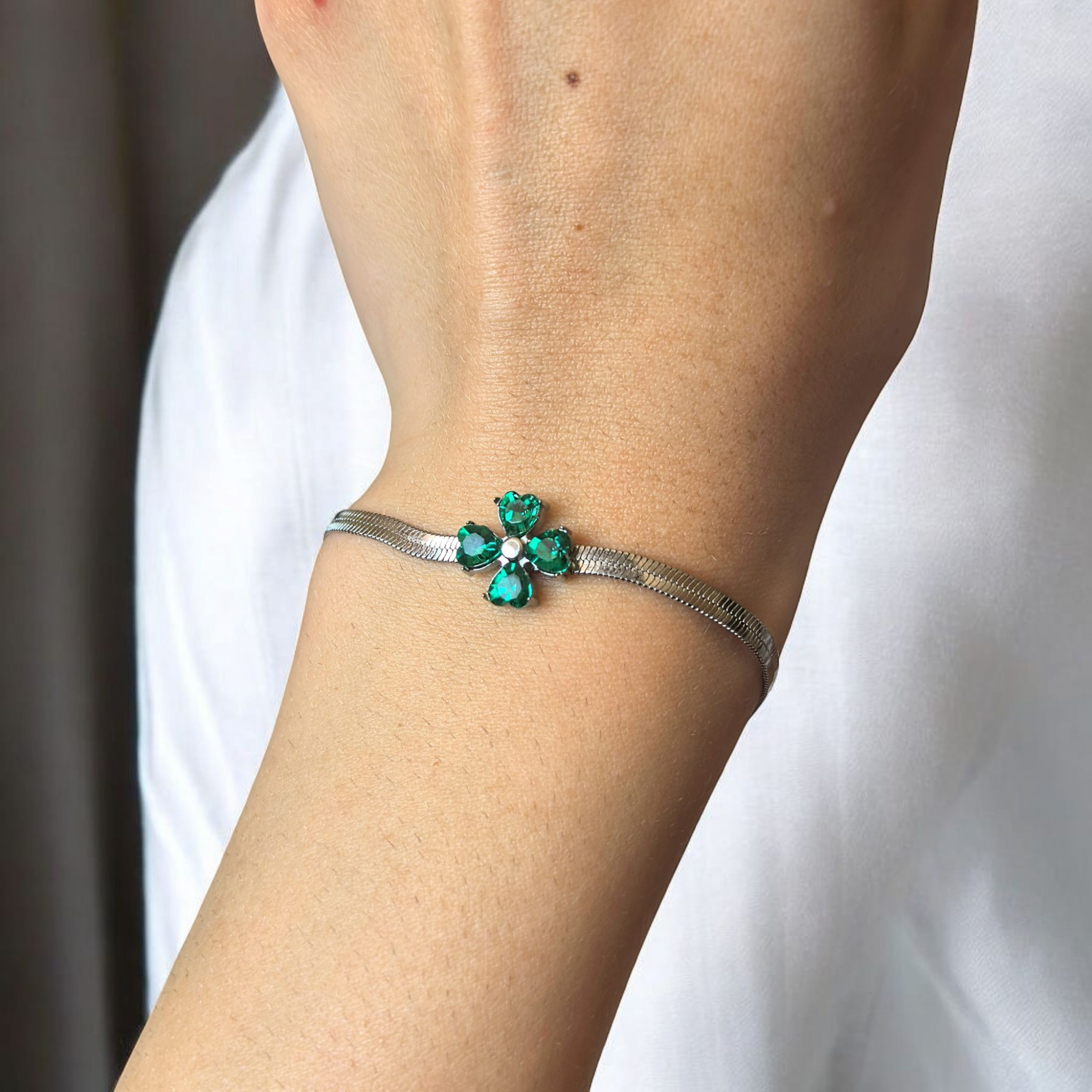 Гривна "Ayra" от Неръждаема Стомана