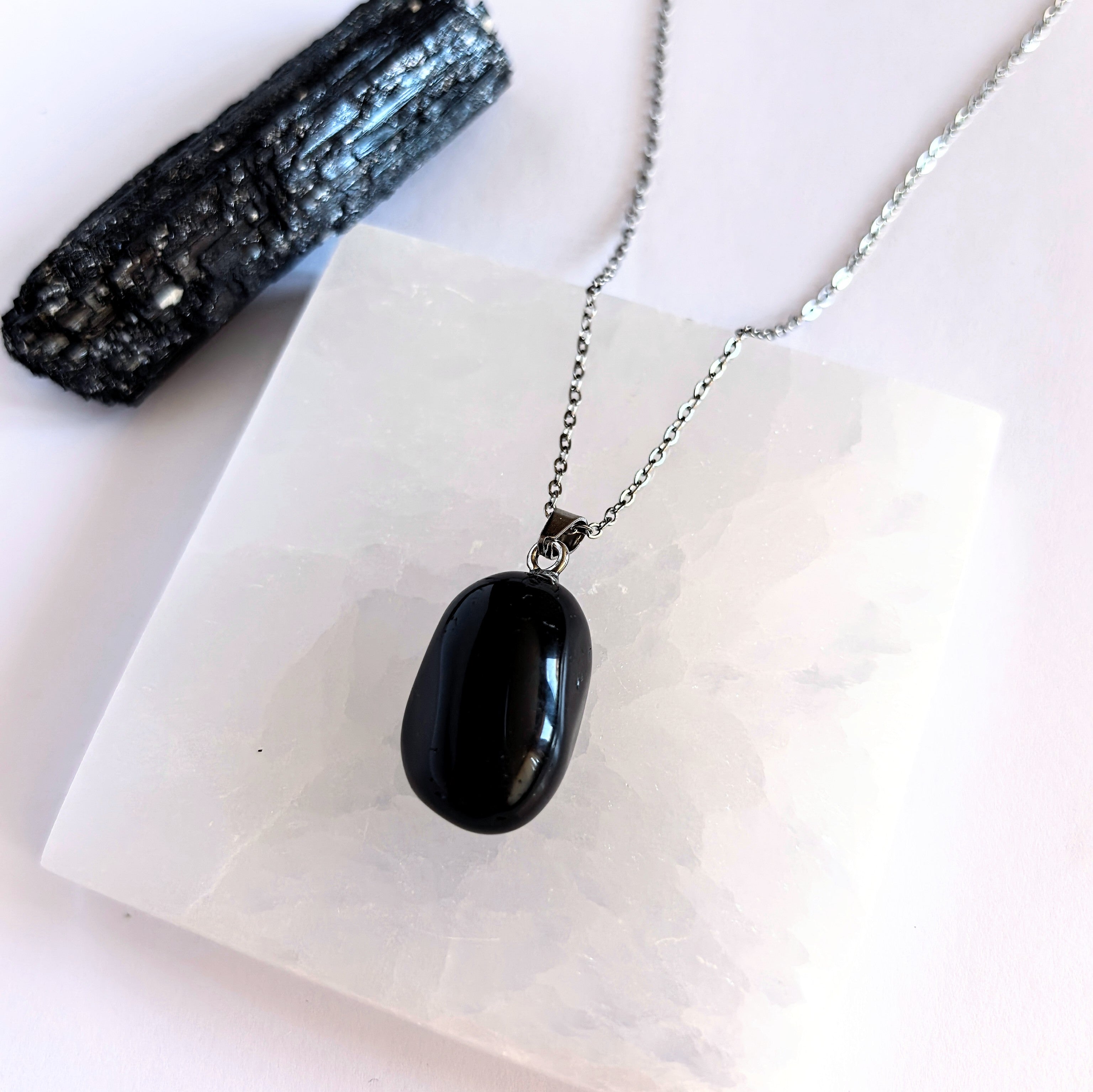 Колие от Черен Турмалин за Защита