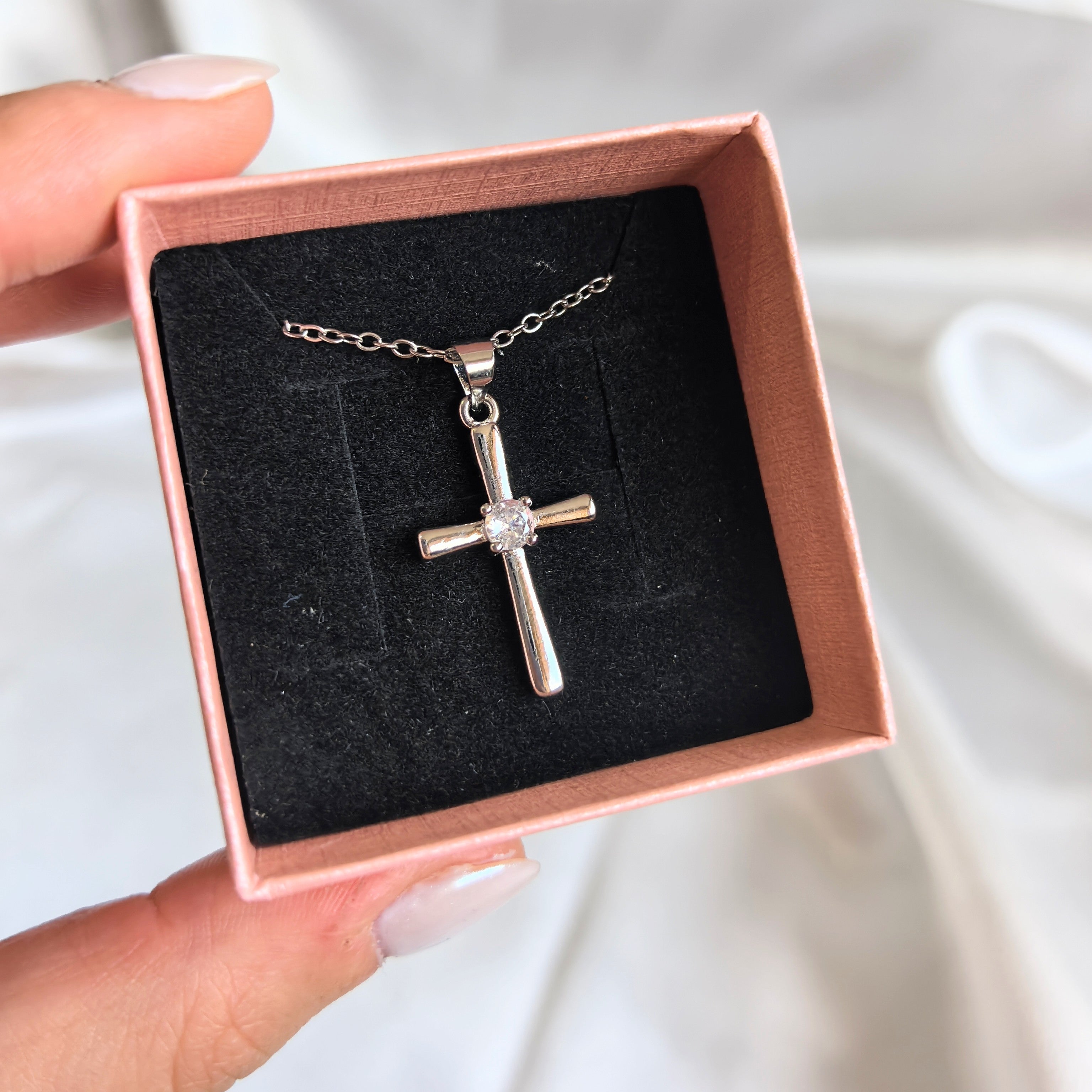 Колие Кръстче от Неръждаема Стомана