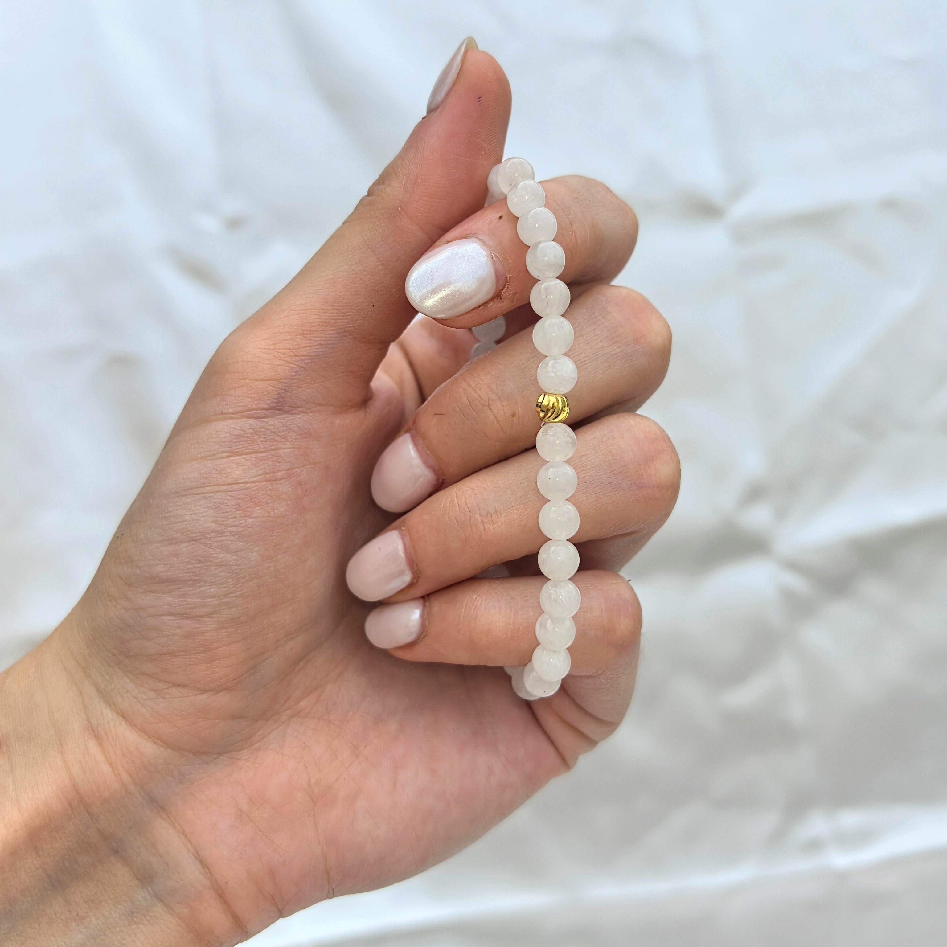 Гривна от Истински Лунен Камък за Вътрешна Мъдрост