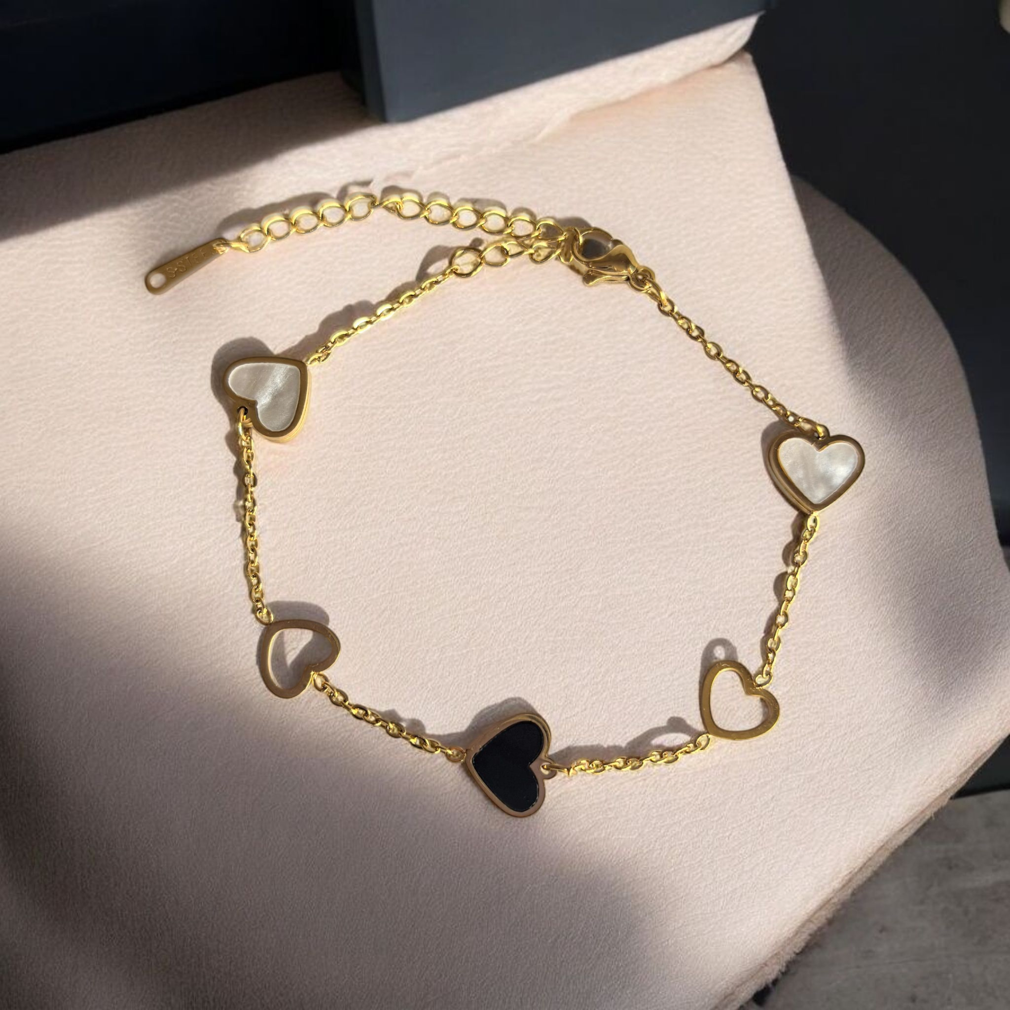 Гривна "Bianca GOLD" от Неръждаема Стомана