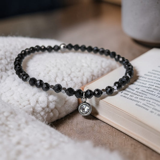 Гривна от Черен Турмалин, Хематит и Цирконии