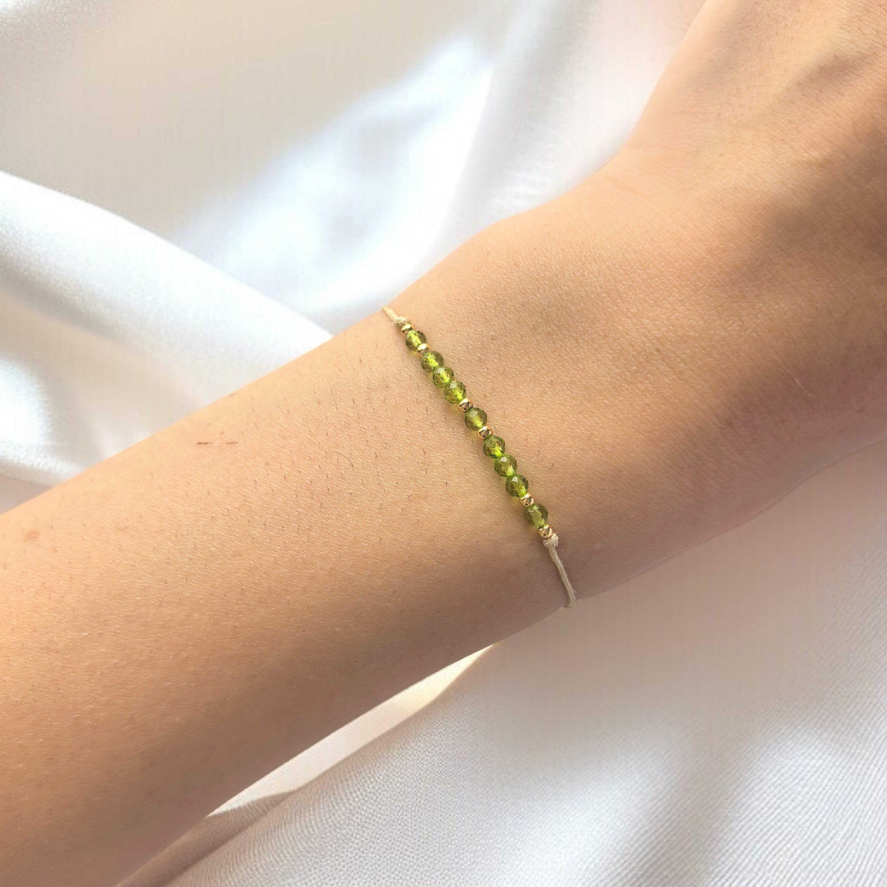 Гривна за Зодия Лъв с Перидот