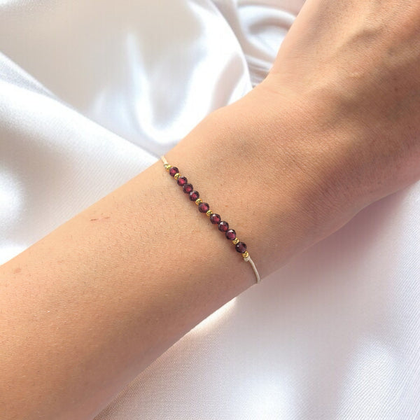 Гривна за Зодия Козирог с Гранат