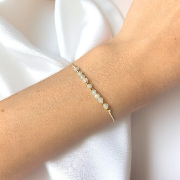 Гривна за Зодия Риби с Аквамарин